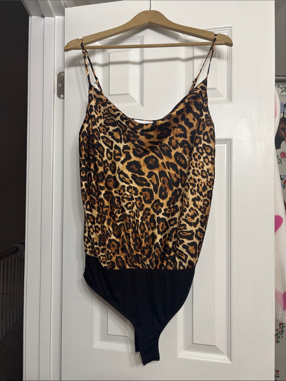 Gilli Leopard Print Top in Black & Golden Brown